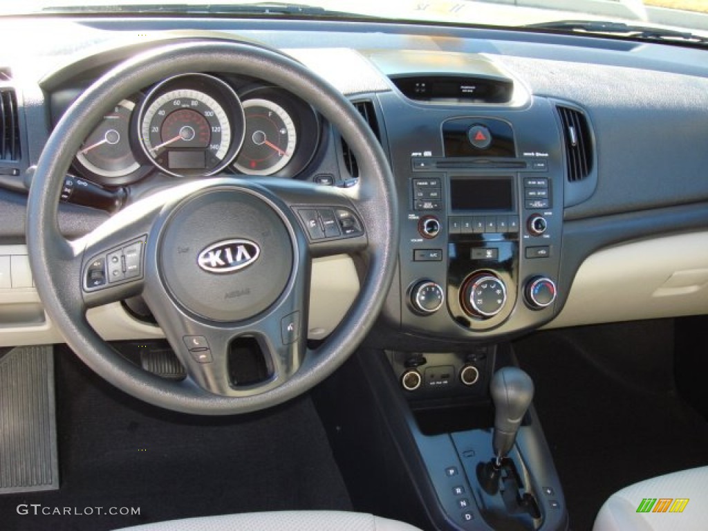 2010 Forte EX - Bright Silver / Stone photo #11