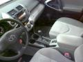 Super White - RAV4 4WD Photo No. 13