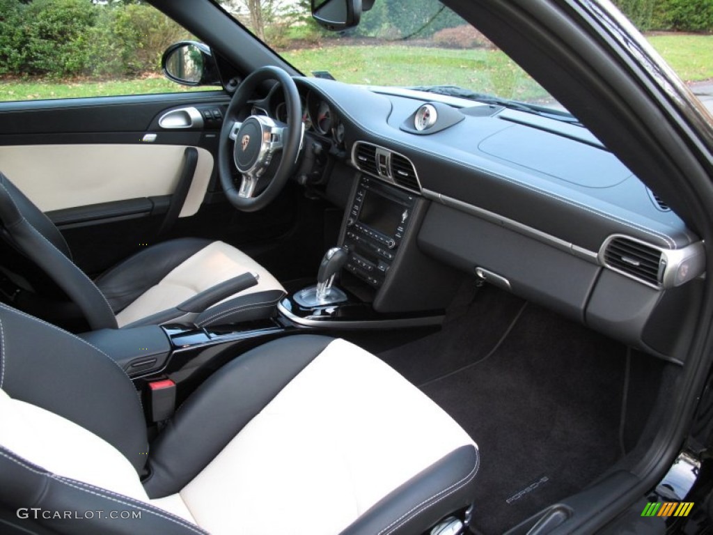2011 Porsche 911 Turbo S Coupe Black/Cream Dashboard Photo #56996383