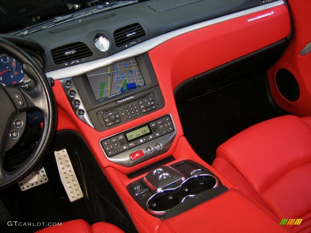 2009 Maserati GranTurismo S Controls Photo #56996477