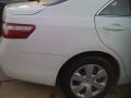 Super White - Camry LE Photo No. 11