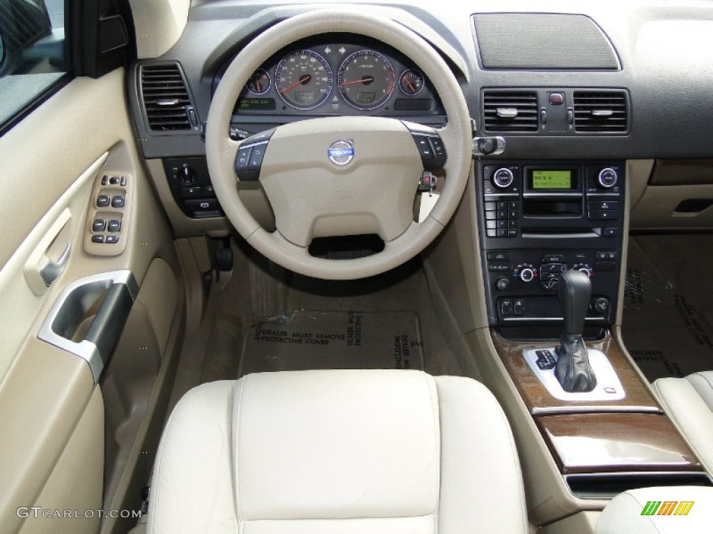 2010 Volvo XC90 3.2 Soft Beige Dashboard Photo #56999511