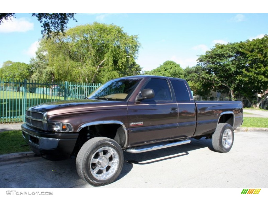 Dark Chestnut Pearl 1998 Dodge Ram 2500 Laramie Extended Cab 4x4 Exterior Photo #57000465