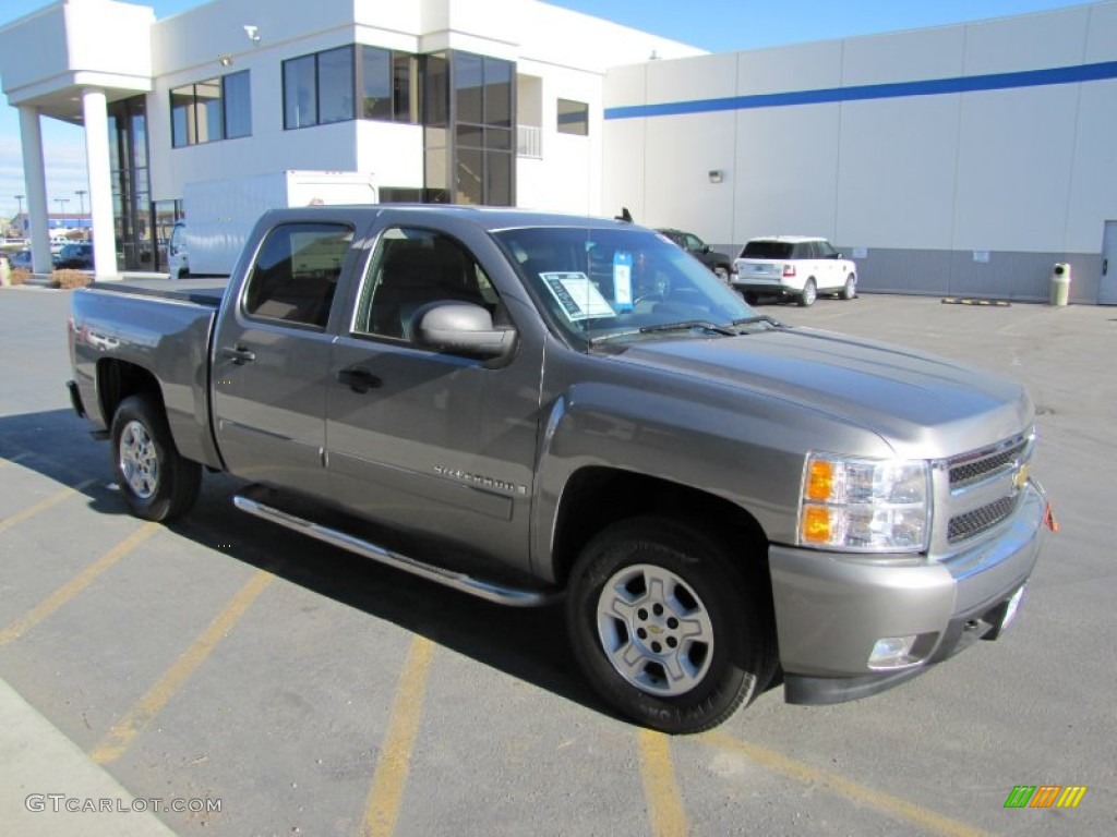 2007 Silverado 1500 LT Z71 Crew Cab 4x4 - Graystone Metallic / Ebony Black photo #28