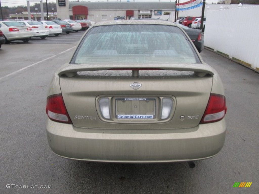 2002 Sentra GXE - Iced Cappuccino / Sand Beige photo #8