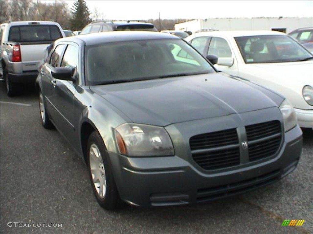 Magnesium Pearl Dodge Magnum