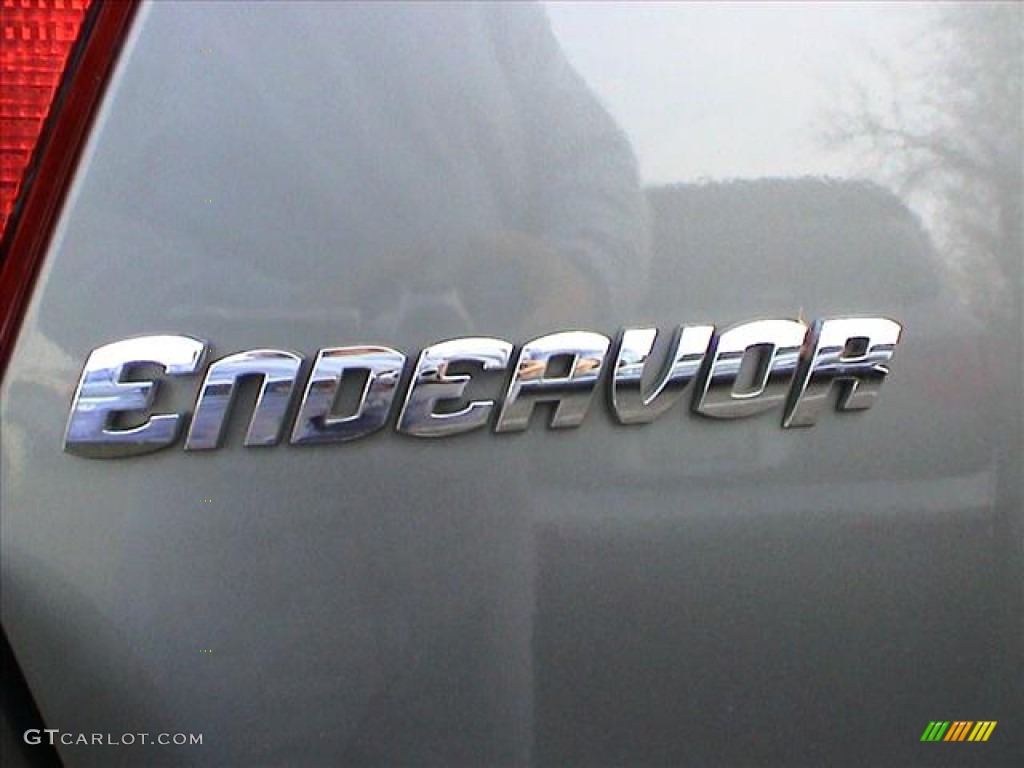 2006 Mitsubishi Endeavor LS AWD Marks and Logos Photos