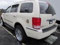 2007 Cool Vanilla White Chrysler Aspen Limited HEMI  photo #2