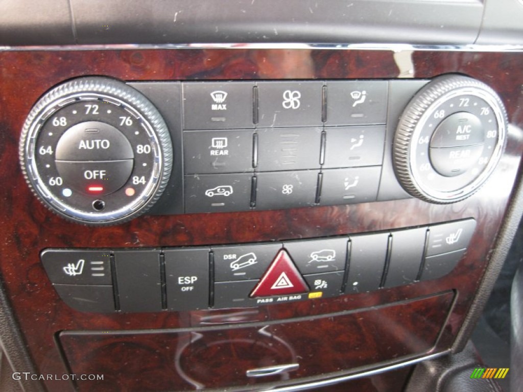 2010 Mercedes-Benz ML 350 BlueTEC 4Matic Controls Photo #57011792
