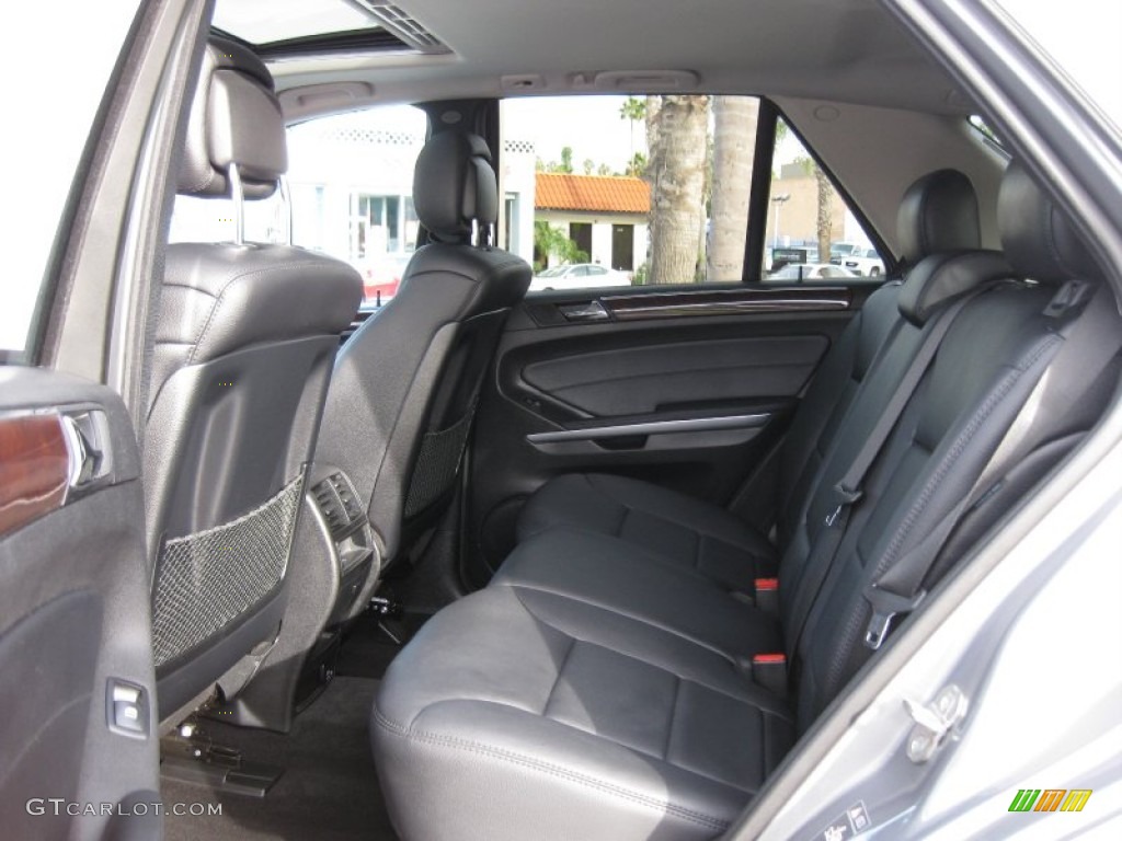 Black Interior 2010 Mercedes-Benz ML 350 BlueTEC 4Matic Photo #57011834