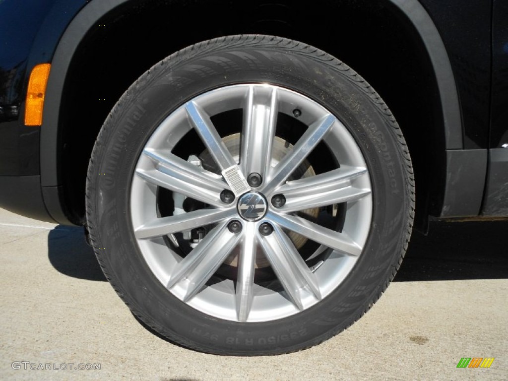 2012 Tiguan SE - Deep Black Metallic / Black photo #9