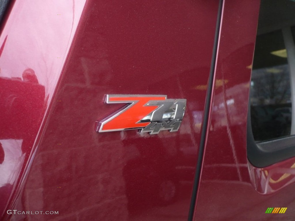 2008 Chevrolet Avalanche Z71 4x4 Marks and Logos Photo #57013964