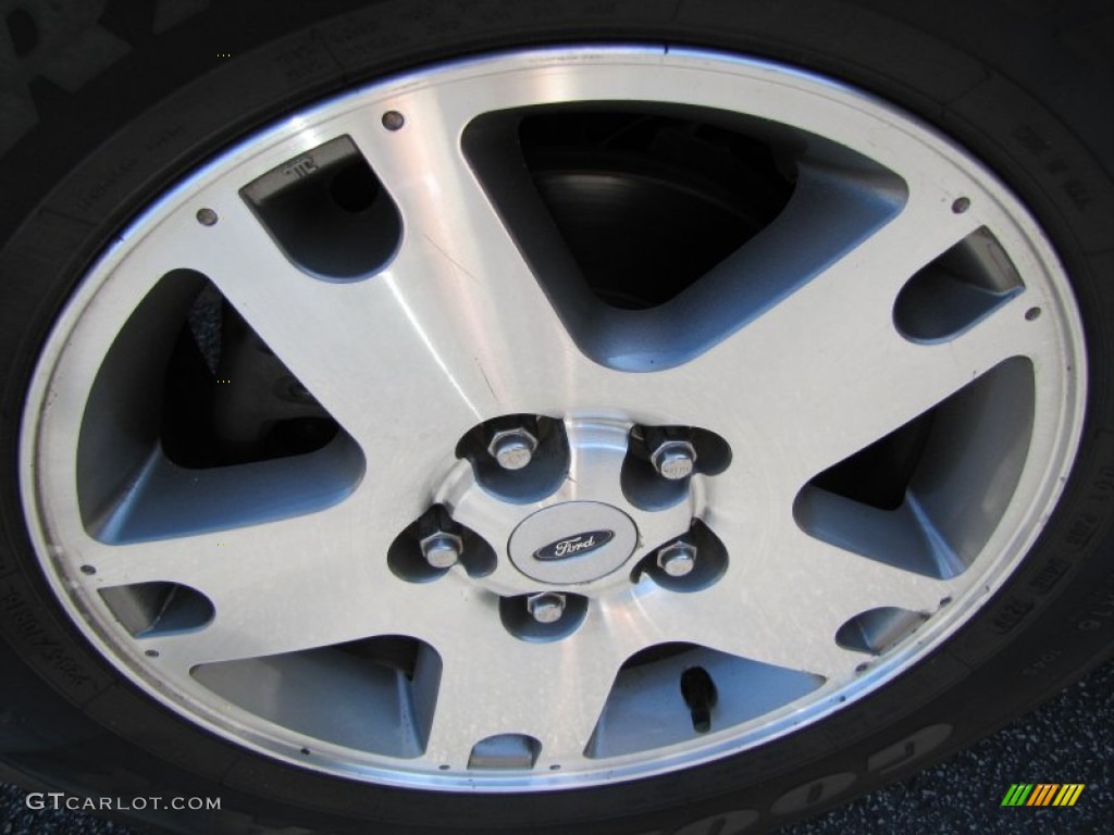 2005 Ford Escape Limited Wheel Photos