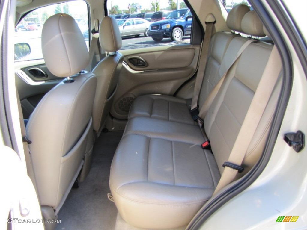 Medium/Dark Pebble Beige Interior 2005 Ford Escape Limited Photo #57014669