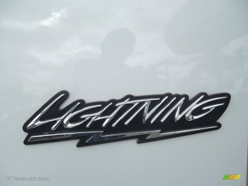 2001 Ford F150 SVT Lightning Marks and Logos Photo #57016886