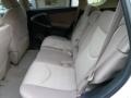 Super White - RAV4 4WD Photo No. 8