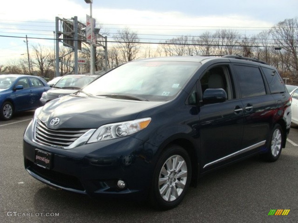 South Pacific Blue Pearl 2011 Toyota Sienna XLE AWD Exterior Photo #57023376