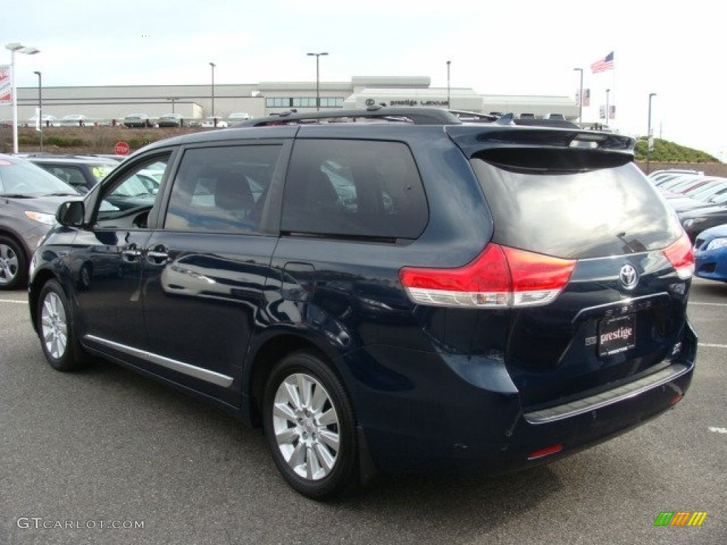 2011 Sienna XLE AWD - South Pacific Blue Pearl / Light Gray photo #4