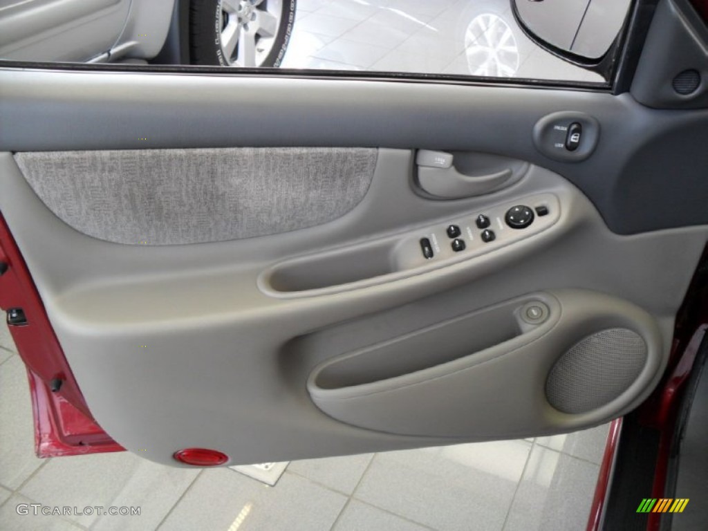 2003 Alero GL Sedan - Ruby Red Metallic / Pewter photo #12