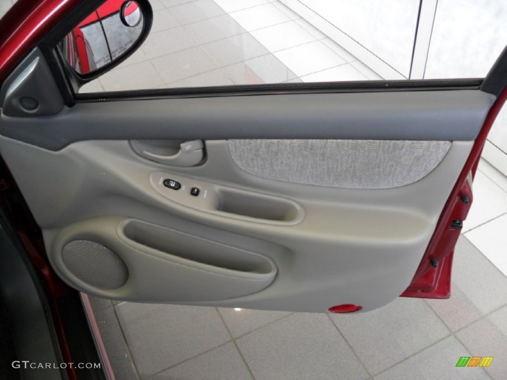 2003 Alero GL Sedan - Ruby Red Metallic / Pewter photo #18