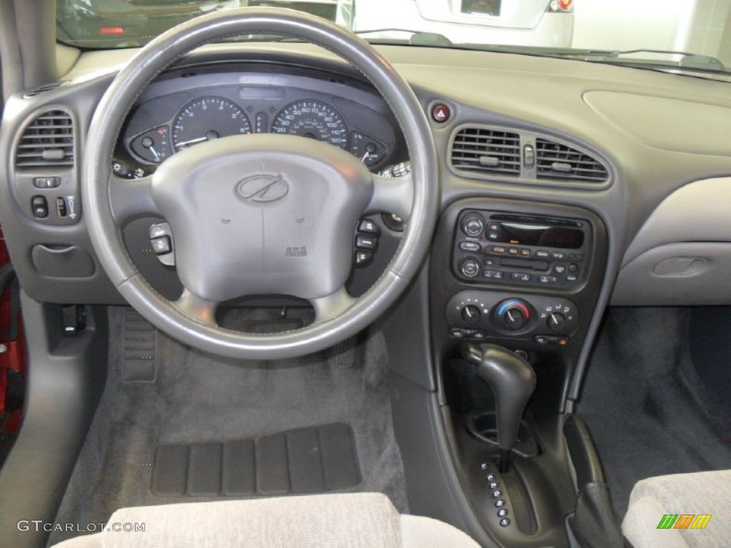 2003 Alero GL Sedan - Ruby Red Metallic / Pewter photo #21