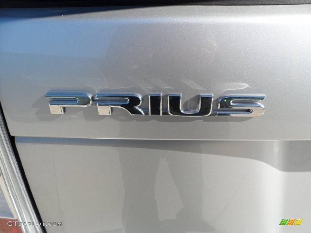 2011 Prius Hybrid III - Classic Silver Metallic / Misty Gray photo #16
