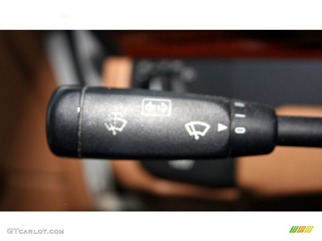 1992 Mercedes-Benz E Class 300 E Sedan Controls Photo #57032672