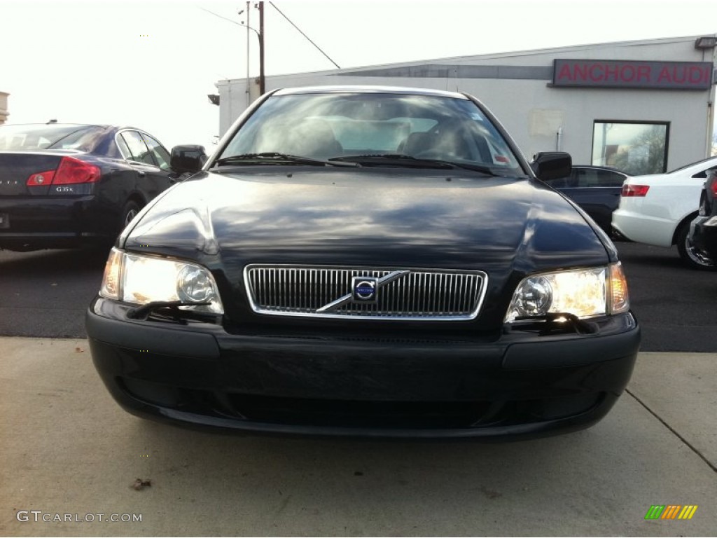 2001 S40 1.9T - Midnight Black Metallic / Off Black photo #1