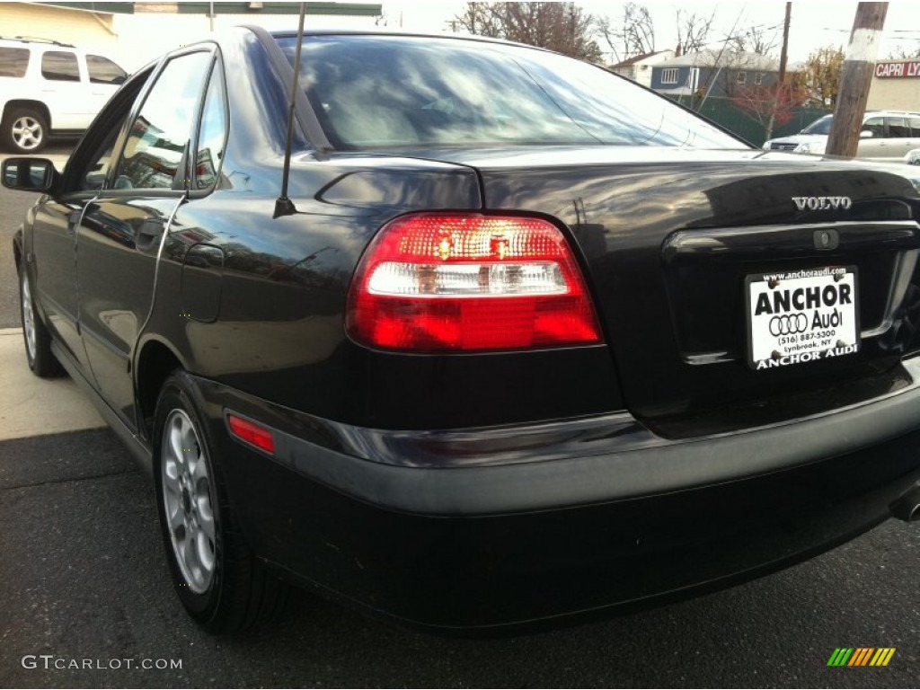 2001 S40 1.9T - Midnight Black Metallic / Off Black photo #7