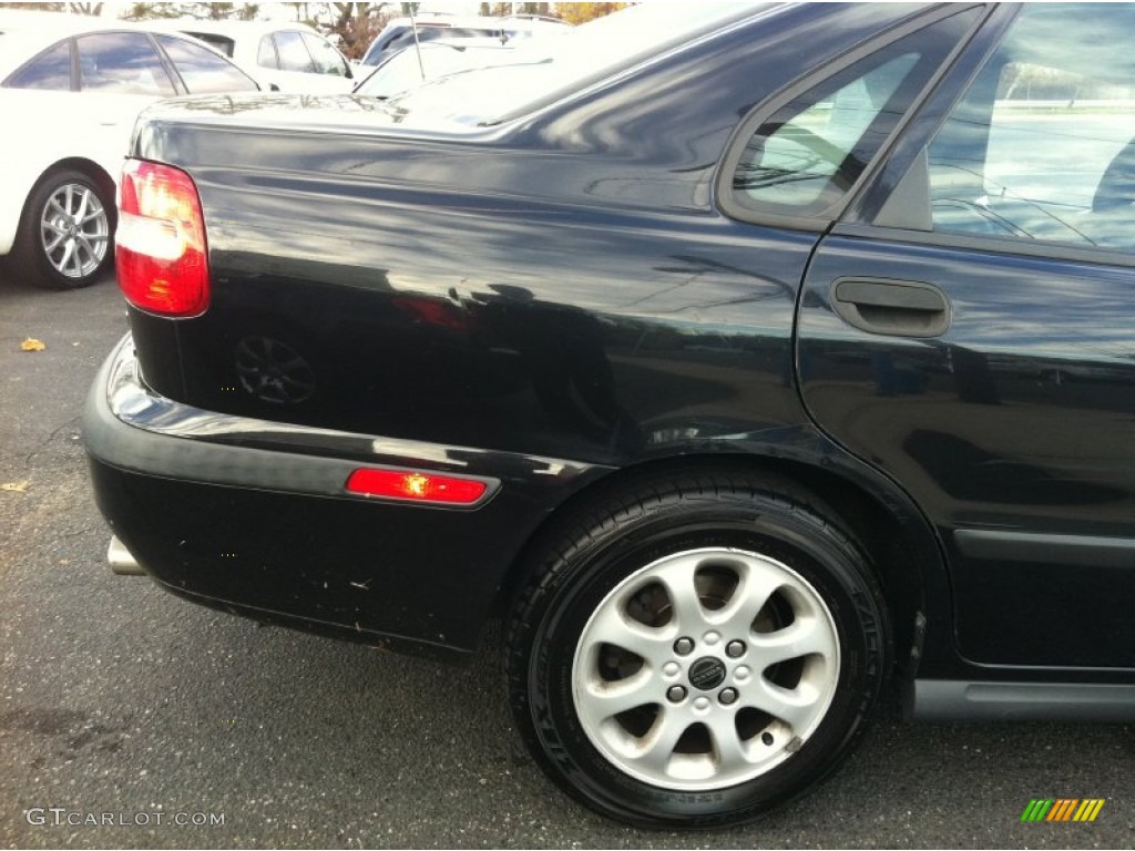 2001 S40 1.9T - Midnight Black Metallic / Off Black photo #10