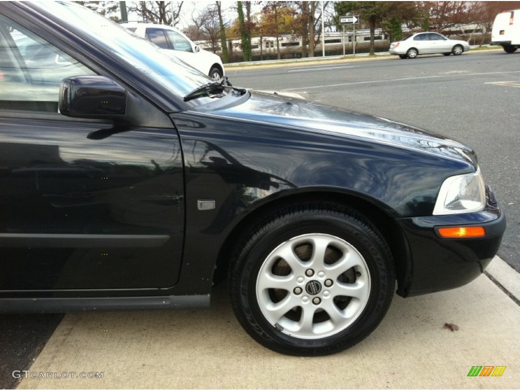 2001 S40 1.9T - Midnight Black Metallic / Off Black photo #13
