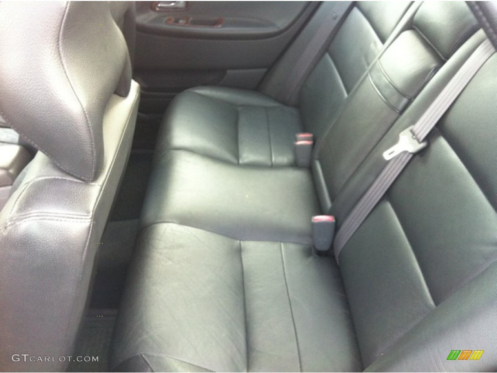 2001 S40 1.9T - Midnight Black Metallic / Off Black photo #26