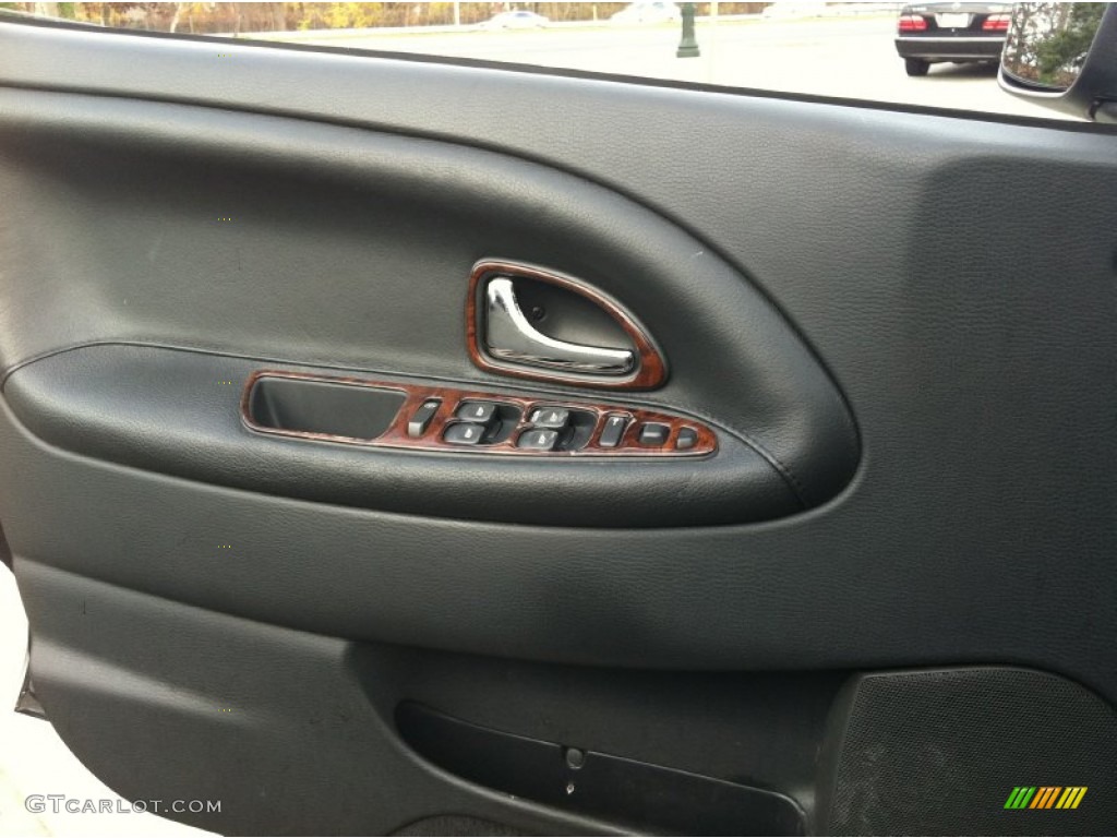 2001 S40 1.9T - Midnight Black Metallic / Off Black photo #27