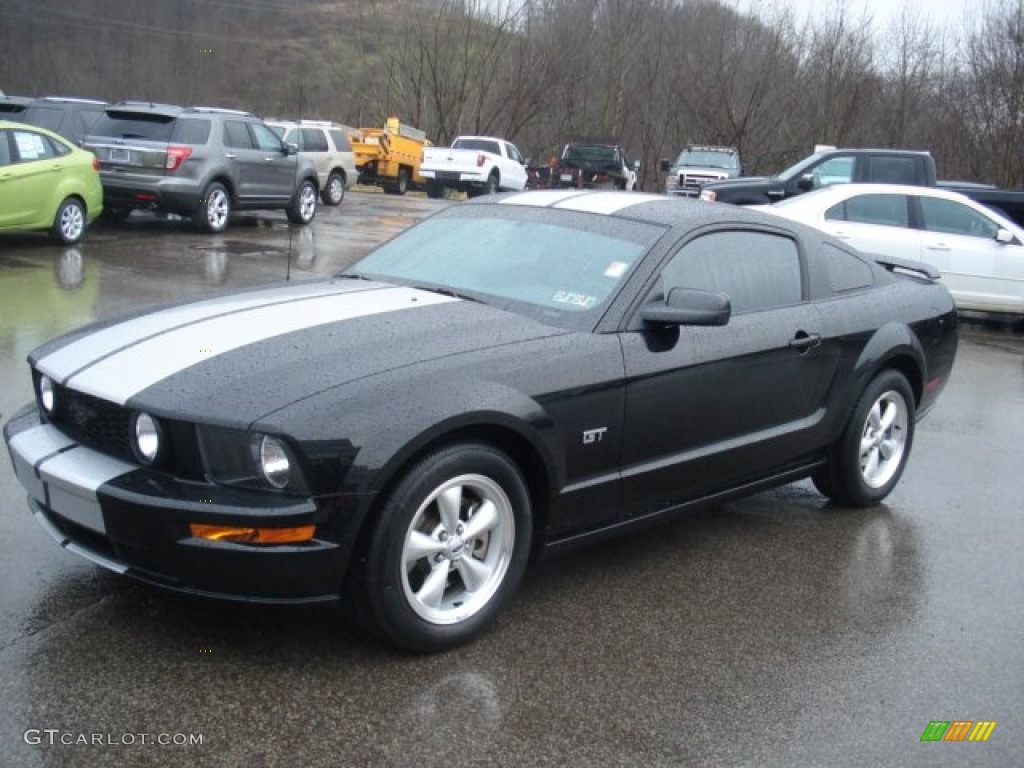 2007 Mustang GT Coupe - Black / Dark Charcoal photo #4