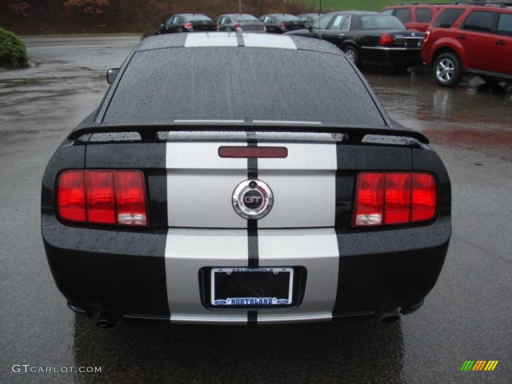 2007 Mustang GT Coupe - Black / Dark Charcoal photo #7