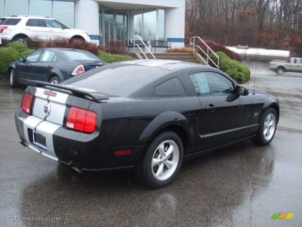 2007 Mustang GT Coupe - Black / Dark Charcoal photo #8
