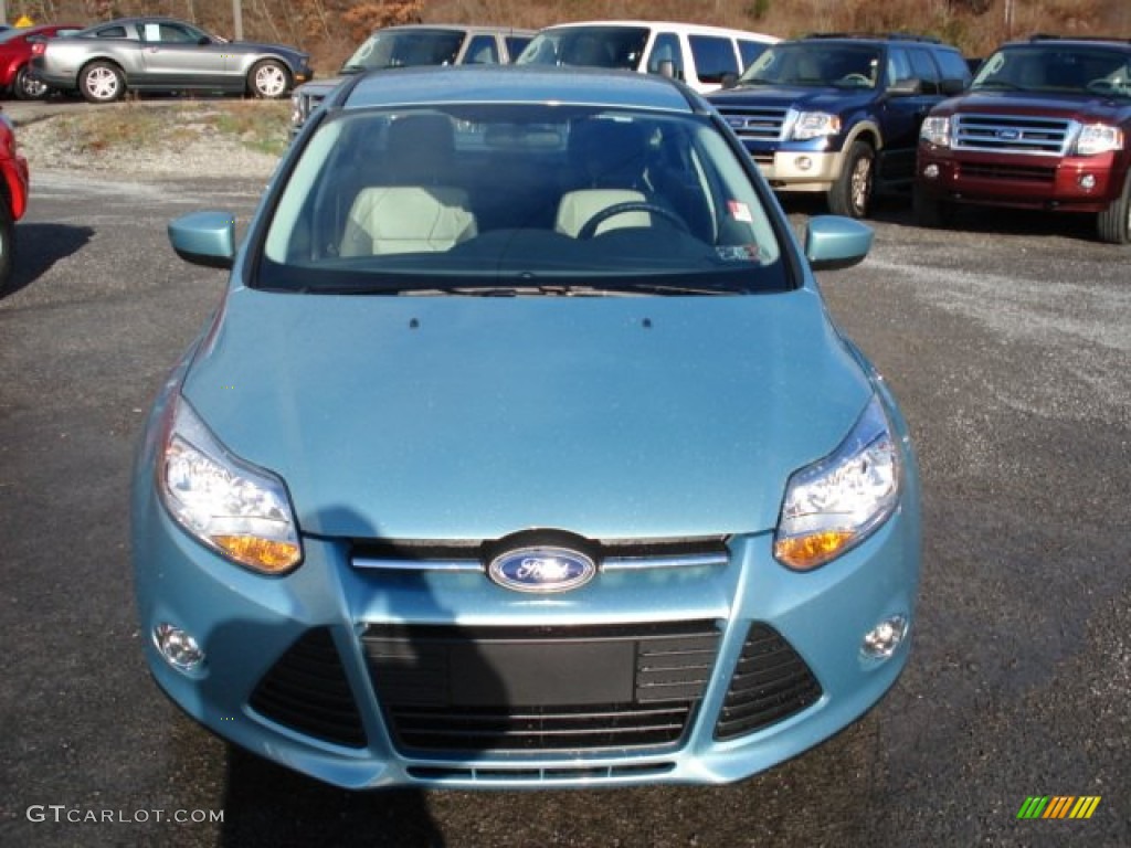 2012 Focus SE Sedan - Frosted Glass Metallic / Stone photo #3