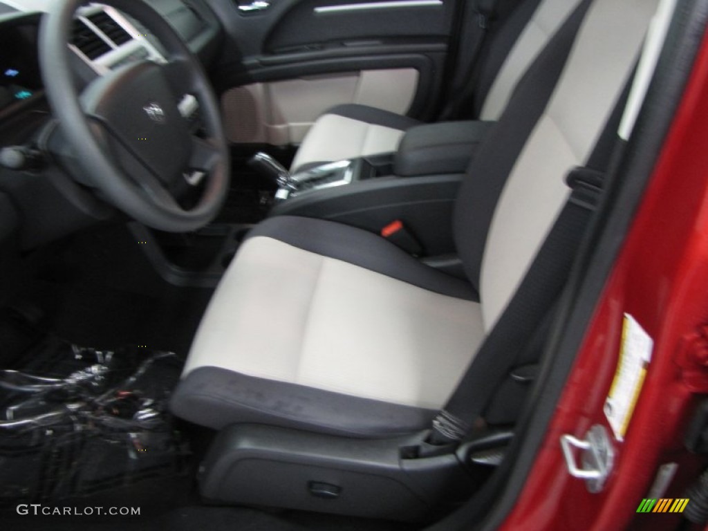 2009 Journey SXT - Inferno Red Crystal Pearl / Dark Slate Gray/Light Graystone photo #12