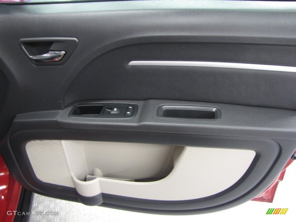 2009 Journey SXT - Inferno Red Crystal Pearl / Dark Slate Gray/Light Graystone photo #20