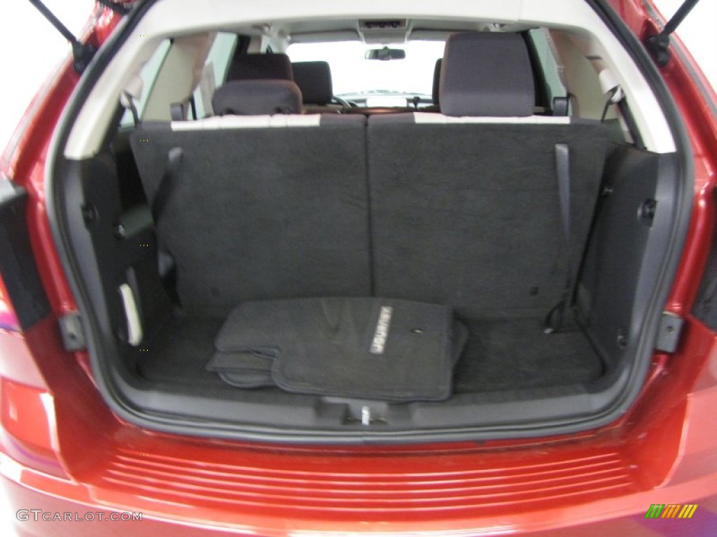 2009 Journey SXT - Inferno Red Crystal Pearl / Dark Slate Gray/Light Graystone photo #21