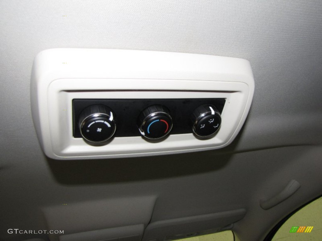 2009 Journey SXT - Inferno Red Crystal Pearl / Dark Slate Gray/Light Graystone photo #29