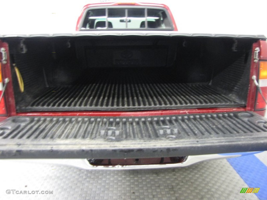 2000 Tacoma SR5 Extended Cab - Sunfire Red Pearl / Gray photo #17