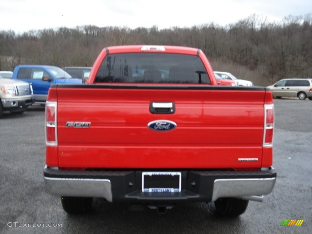 2011 F150 XLT SuperCab 4x4 - Race Red / Steel Gray photo #7