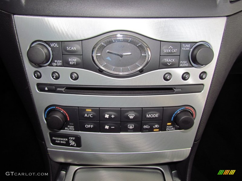 2010 Infiniti G 37 S Sport Convertible Controls Photo #57040556