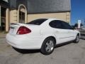 2002 Vibrant White Ford Taurus SEL  photo #3