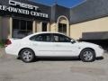 2002 Vibrant White Ford Taurus SEL  photo #4