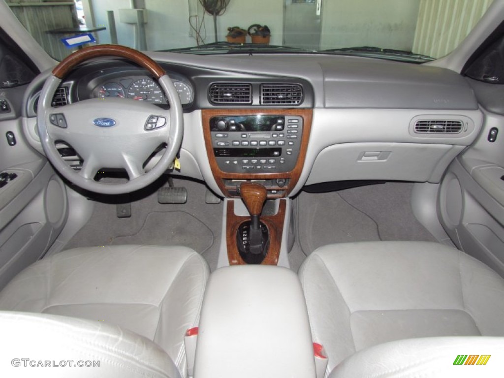 2002 Ford Taurus SEL Medium Graphite Dashboard Photo #57041712