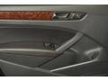 Black - Passat 2.5L SEL Photo No. 8