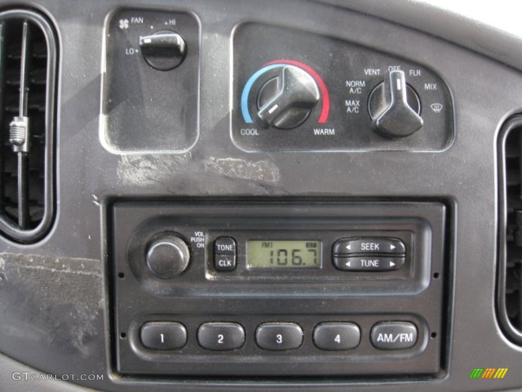 2004 Ford E Series Cutaway E450 Commercial Moving Truck Audio System Photo #57042260