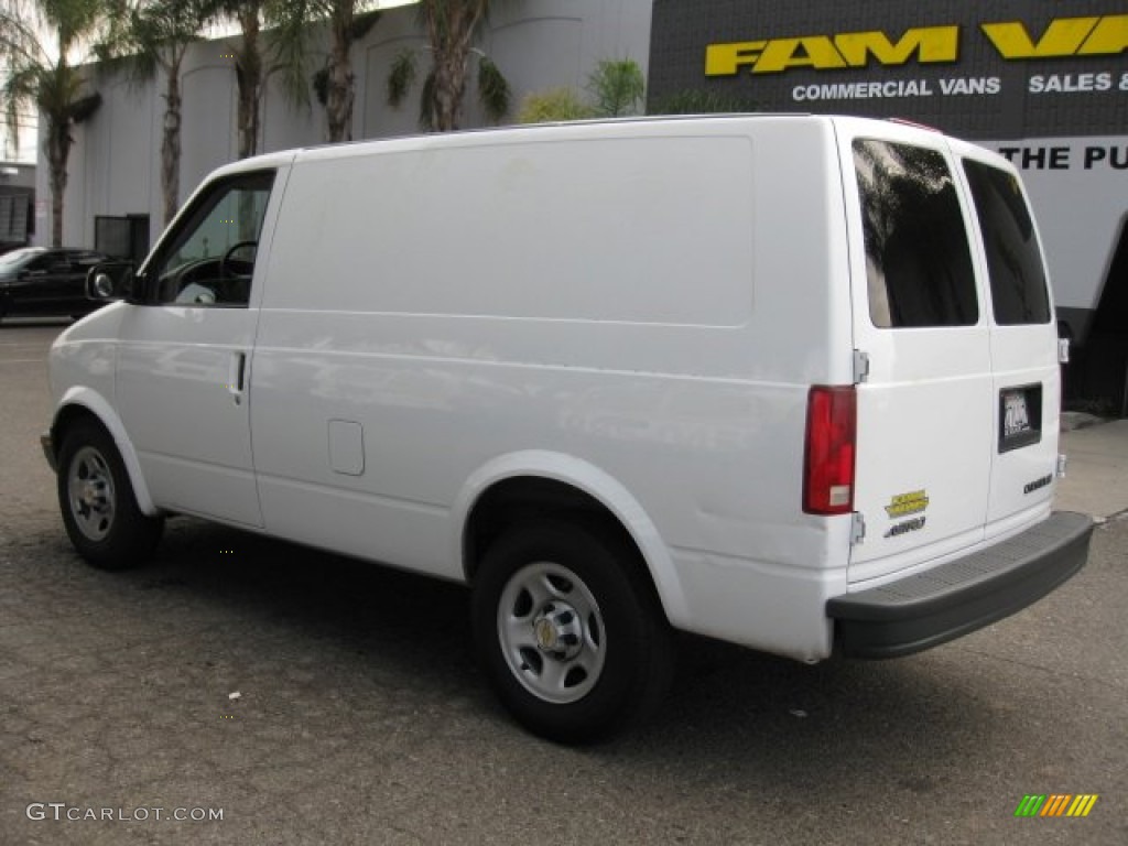 2005 Astro Cargo Van - Summit White / Medium Gray photo #4